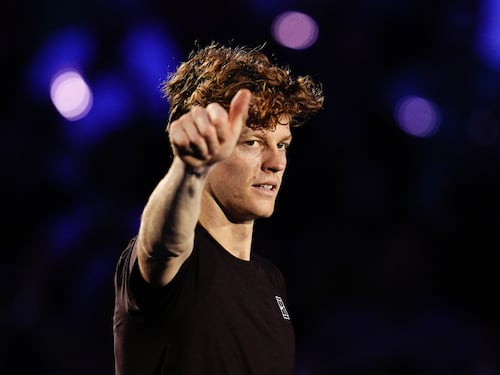 Atp Montecarlo, esordio vincente per Sinner sulla terra rossa: Humbert travolto in due set