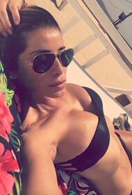 Aida Yespica hot in versione natalizia 14