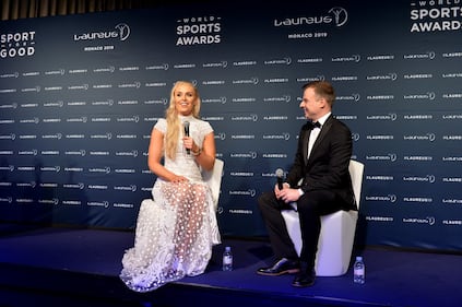 Lindsey Vonn sexy sul red carpet: foto 6