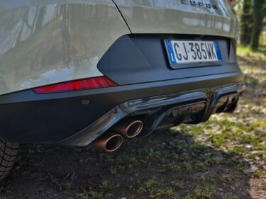Cupra Formentor VZ5 Taiga Grey - La Prova  13