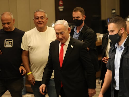 Sfida Bibi sul 7 ottobre: “Querelo chi mi accusa”. Ma radio Idf: “Sapeva”