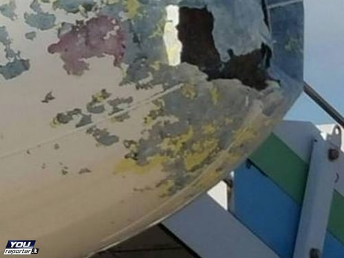 Ecco l'aereo Alitalia devastato dalla grandinata