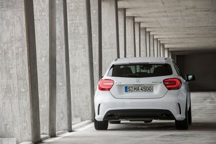 Mercedes A 45 AMG 8