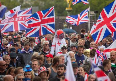 Londra, migliaia di partecipanti in memoria di Charlie Kirk 2
