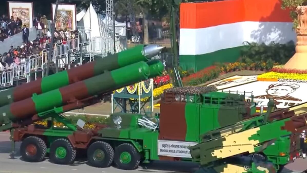 Il missile supersonico che fa impazzire l'Asia: perché tutti vogliono il BrahMos