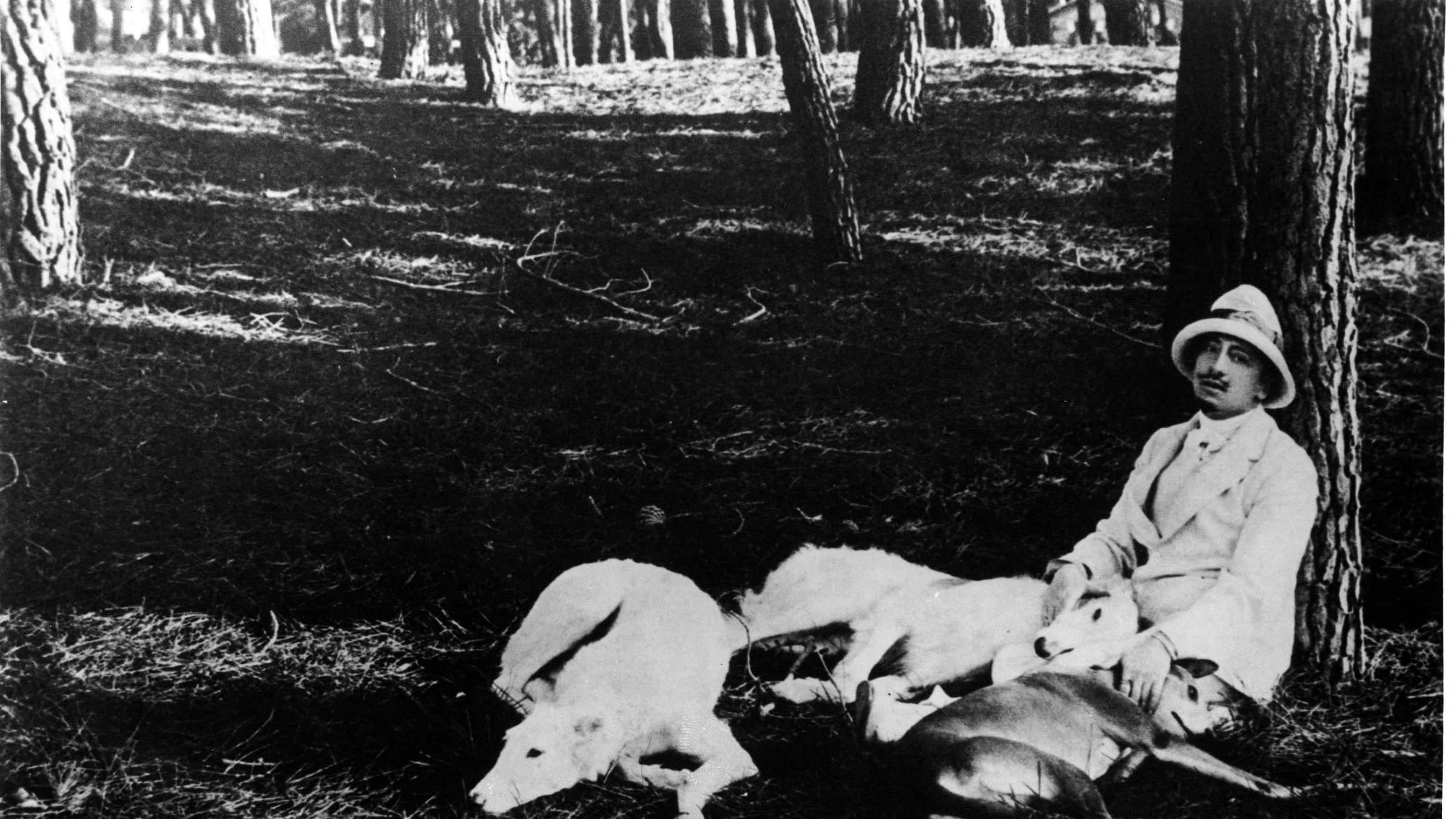 Gli anni senili (e antifascisti) del Vate raccontati in ogni segreto dettaglio