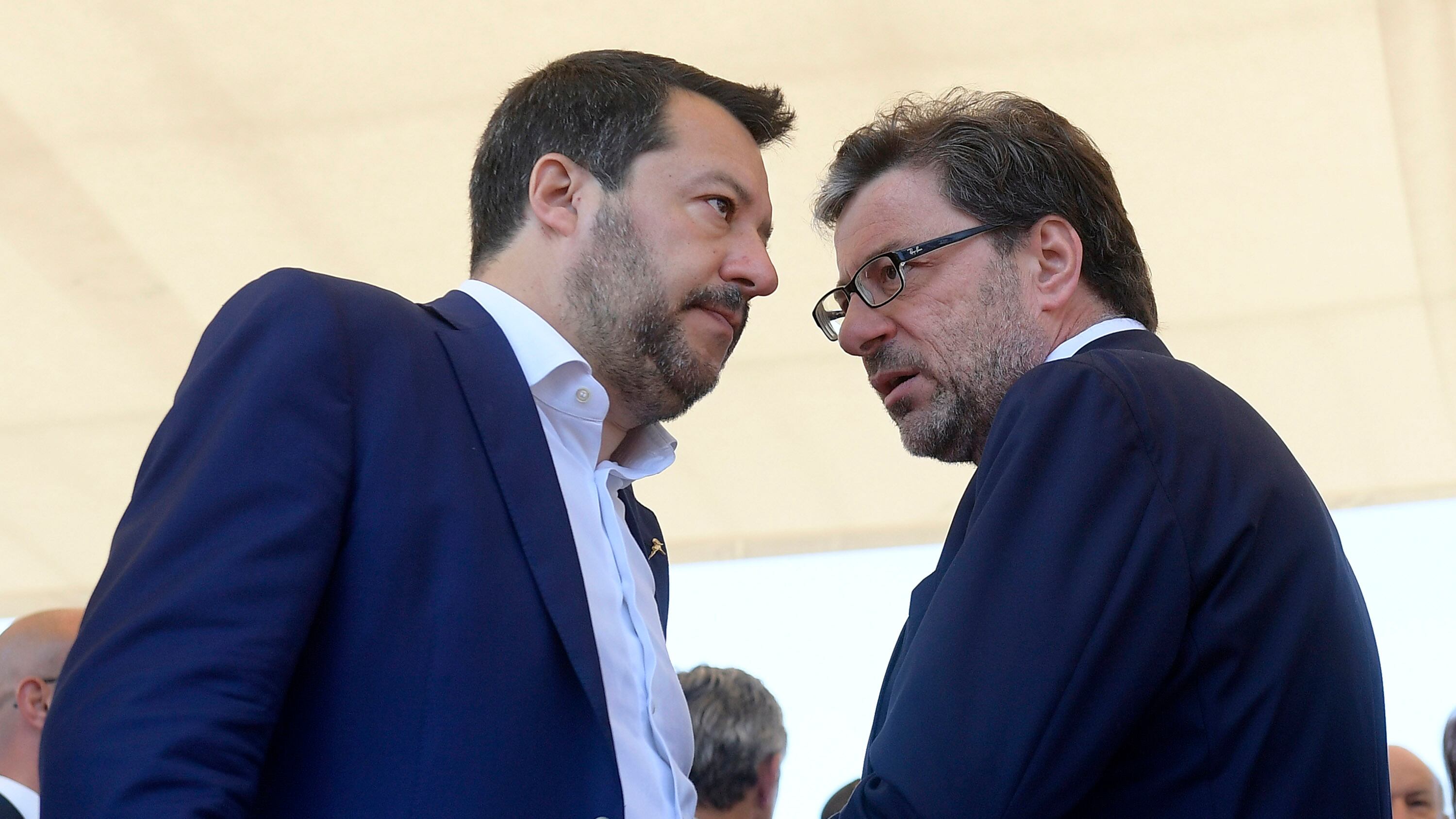 Le riaperture agitano il governo. Ora è scontro sulle discoteche