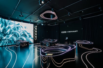 IQOS e Devialet alla Design Week: FOTO 16