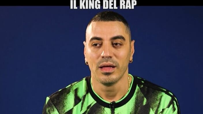 Marracash punzecchia Fedez: "Dovrebbe farsi due domande, la lite l'ha cominciato lui"