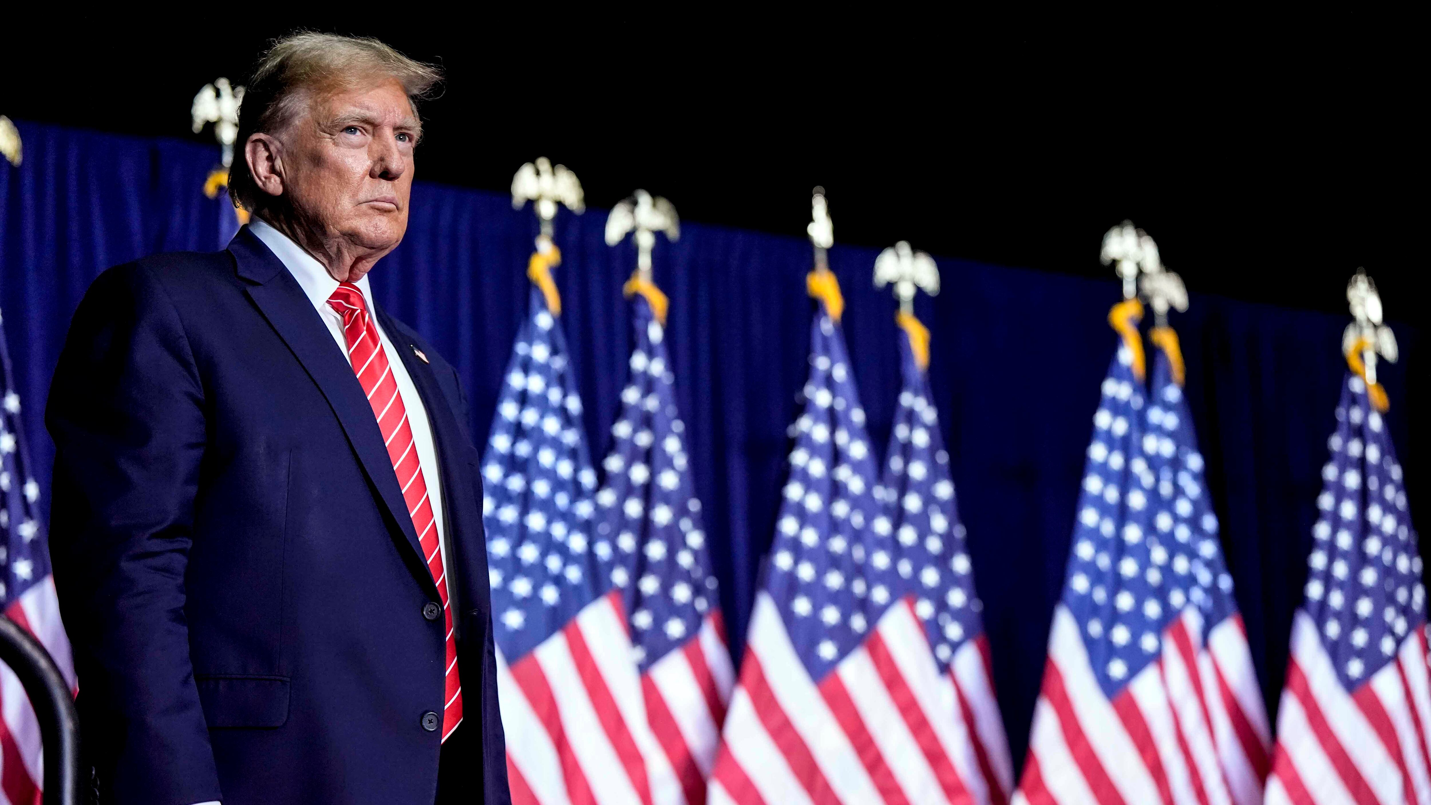 Trump nell'angolo. Non trova i soldi per la multa milionaria