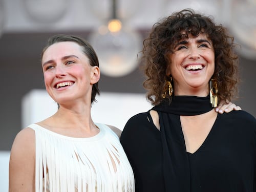 Venezia 83, Leone d’Oro per il miglior film a “Woman Unknown” della regista danese May el-Toukhy. Tra i premiati anche Riccardo Scamarcio