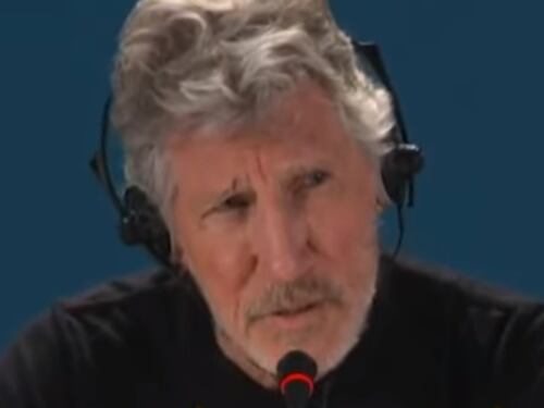 Roger Waters attacca gli italiani: "I profughi non vengono per rubarvi la pizza"