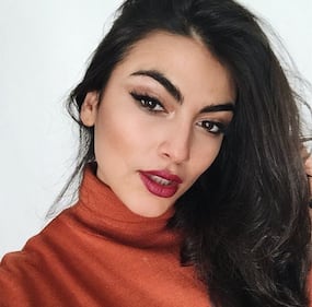 Giulia Salemi hot, nuda sotto l'asciugamano 14