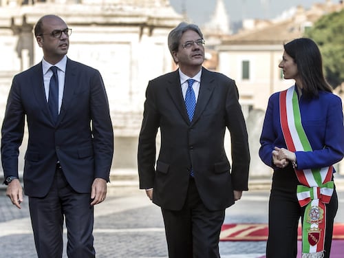 Trattati di Roma, scoppia il caso Raggi: il suo discorso oscurato dalla Rai