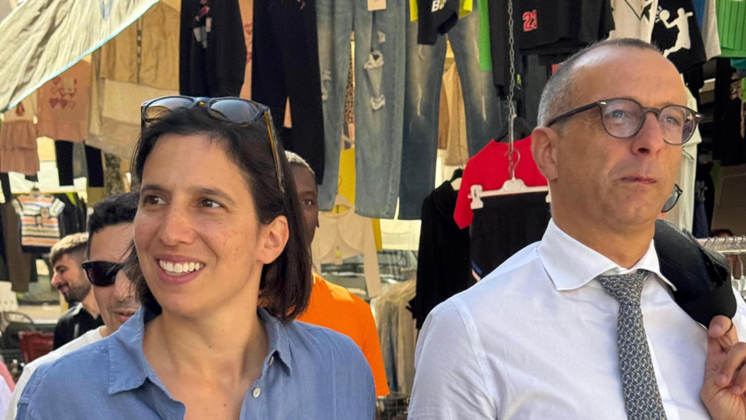 Ricci si arrende in chat: "Temo che non basti". E la fronda 5s lo scarica