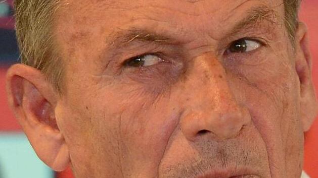 Petkovic precipita, Zeman si aggrappa a Totti