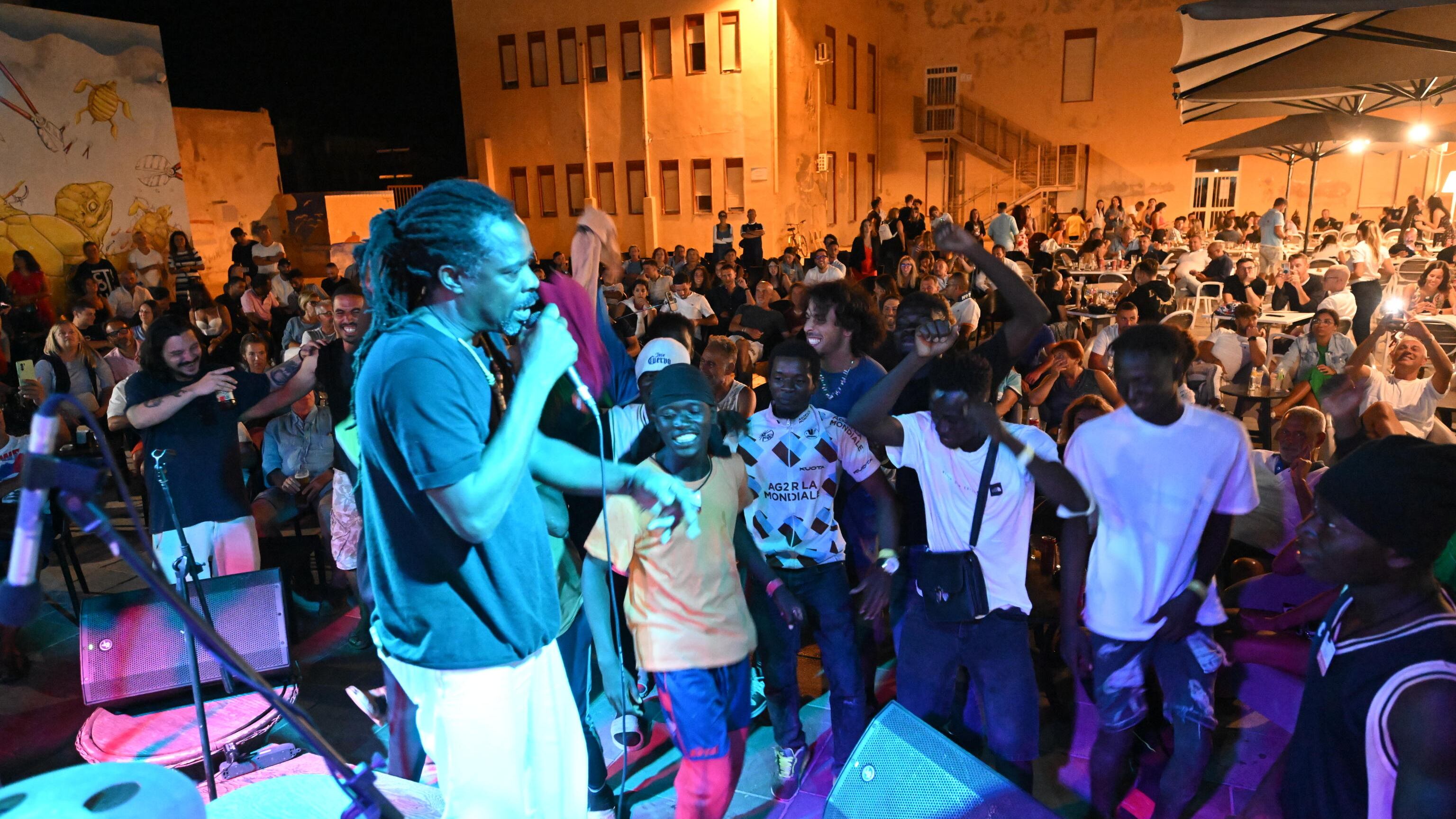 Lampedusa dancing