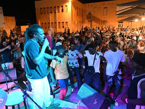 Lampedusa dancing