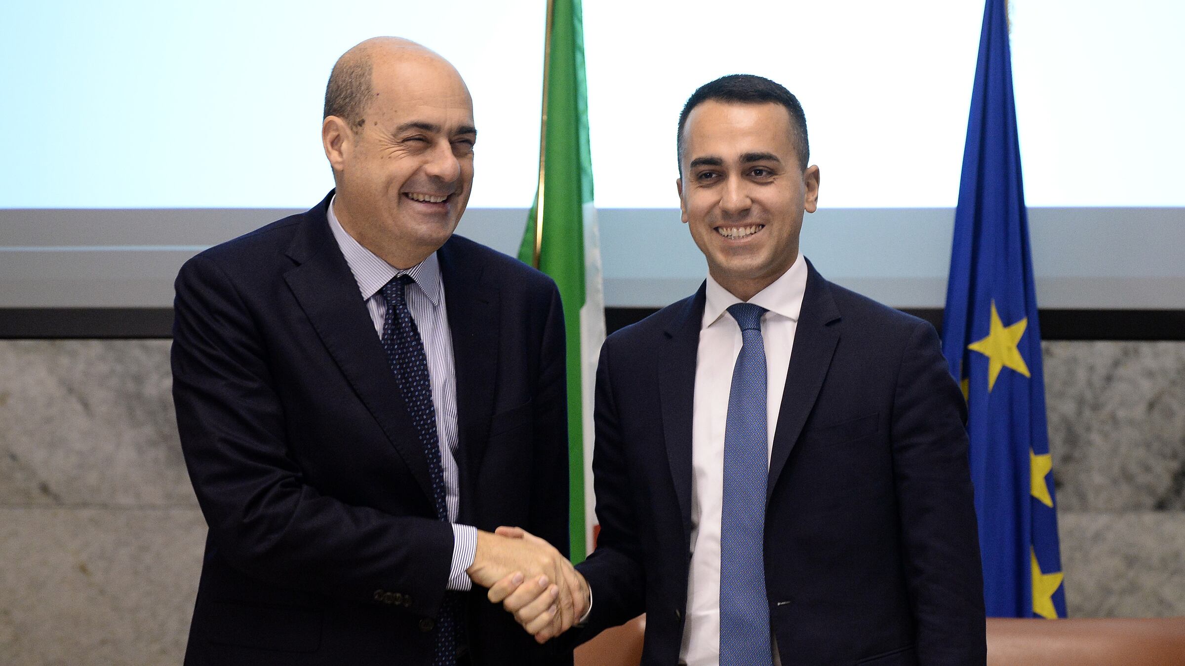 Gli italiani scaricano Conte: "La colpa sul caos Ilva? È del governo"