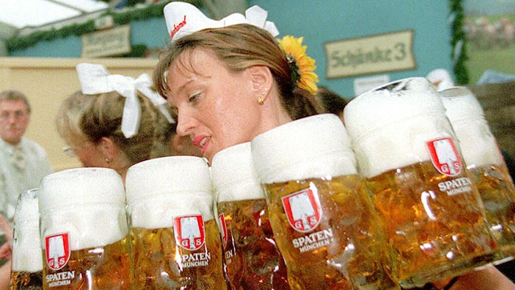Il sindaco che sfida l'Islam: "Niente festa musulmana, c'è già quella della birra"