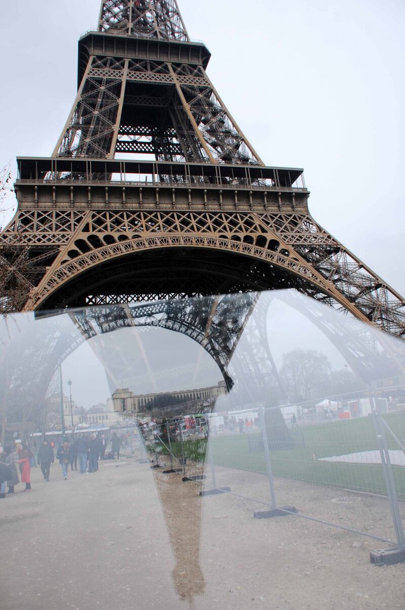 La parete di vetro anti-terrorismo intorno alla Tour Eiffel 10