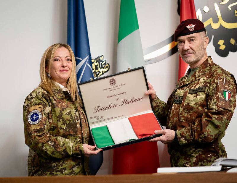 Giorgia Meloni in visita al contingente italiano in Iraq 5