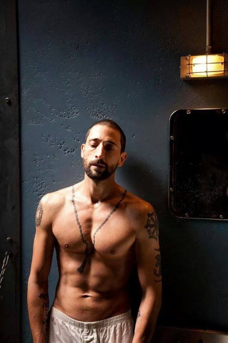 Adrien Broody: foto 1