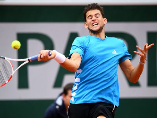 Roland Garros, Thiem piega Djokovic in cinque set. Sarà finale contro Nadal