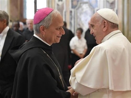 "Grazie a Francesco". Il filo "latino" che unisce i Papi dell’altro mondo
