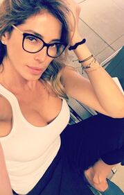 Aida Yespica hot in versione natalizia 4