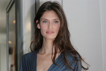 Bianca Balti, i look sexy 16