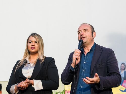Pubblica su Instagram il momento del voto, la "gaffe" della candidata di sinistra