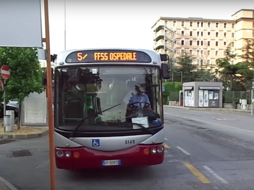Savona, pugni al controllore: fermato senegalese senza biglietto