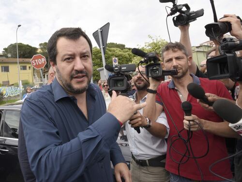 Salvini annulla tutto e torna a Roma: al lavoro con Di Maio per chiudere