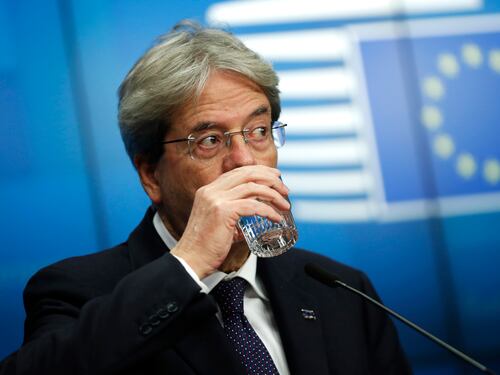L'Europa avverte l'Italia: "Basta spese, serve investire"