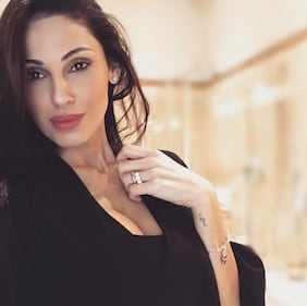 Anna Tatangelo, gambe mozzafiato 31
