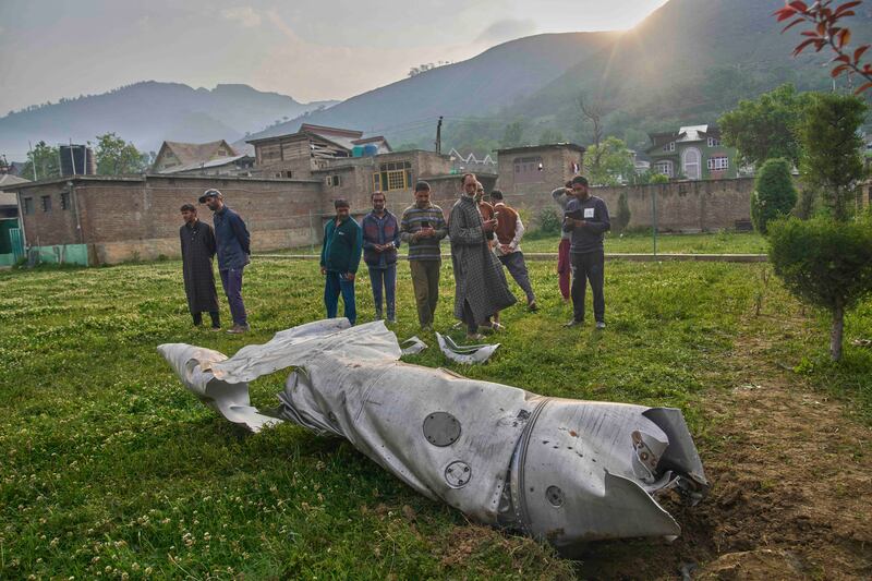 L'India bombarda il Pakistan: le immagini degli attacchi 4