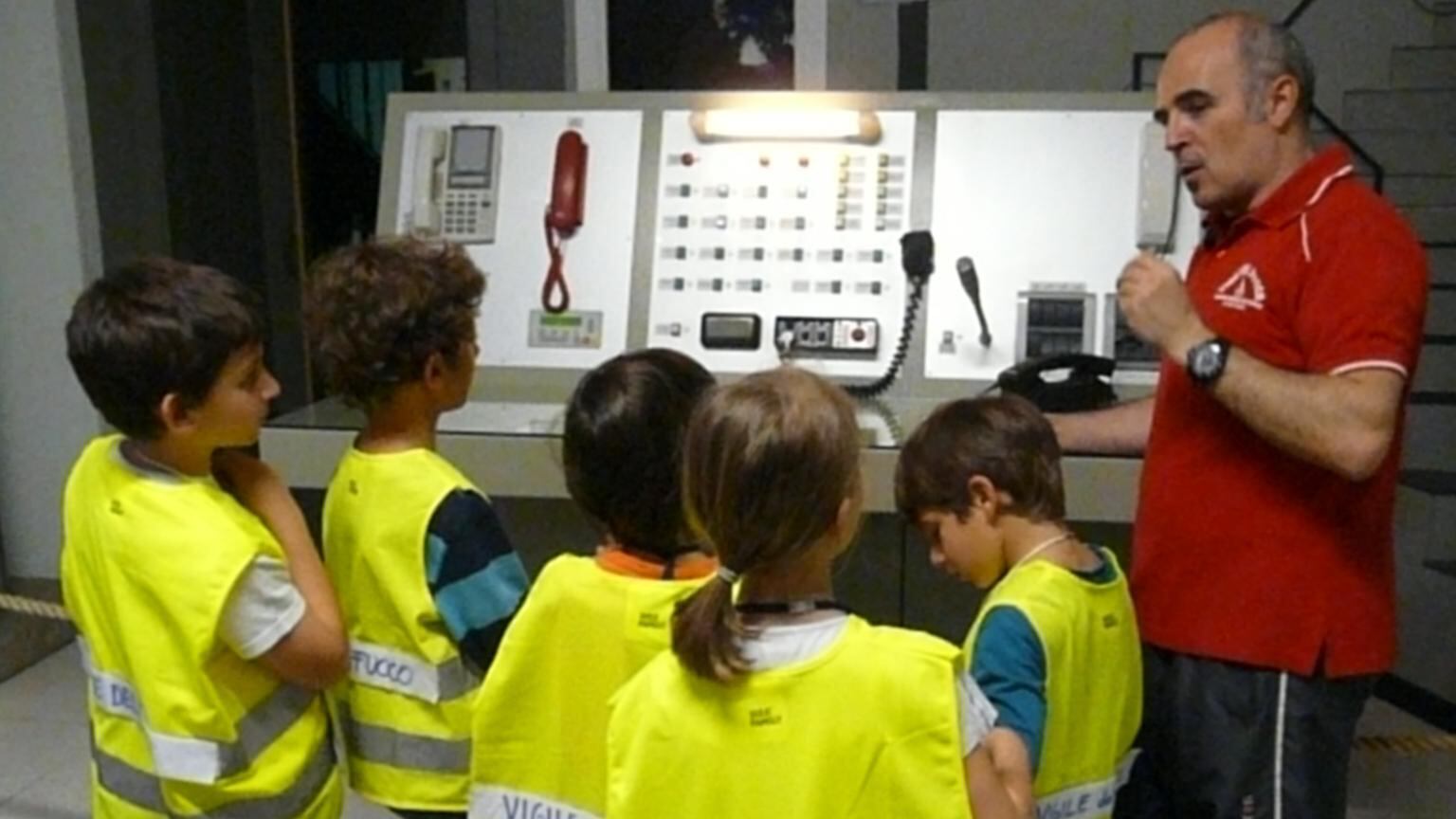 Alunni al «lavoro» come gelatai e dentisti