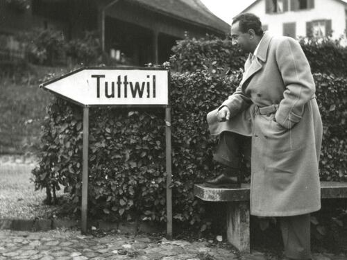 Arte, tennis e "Zoo": il mondo di Hoepli