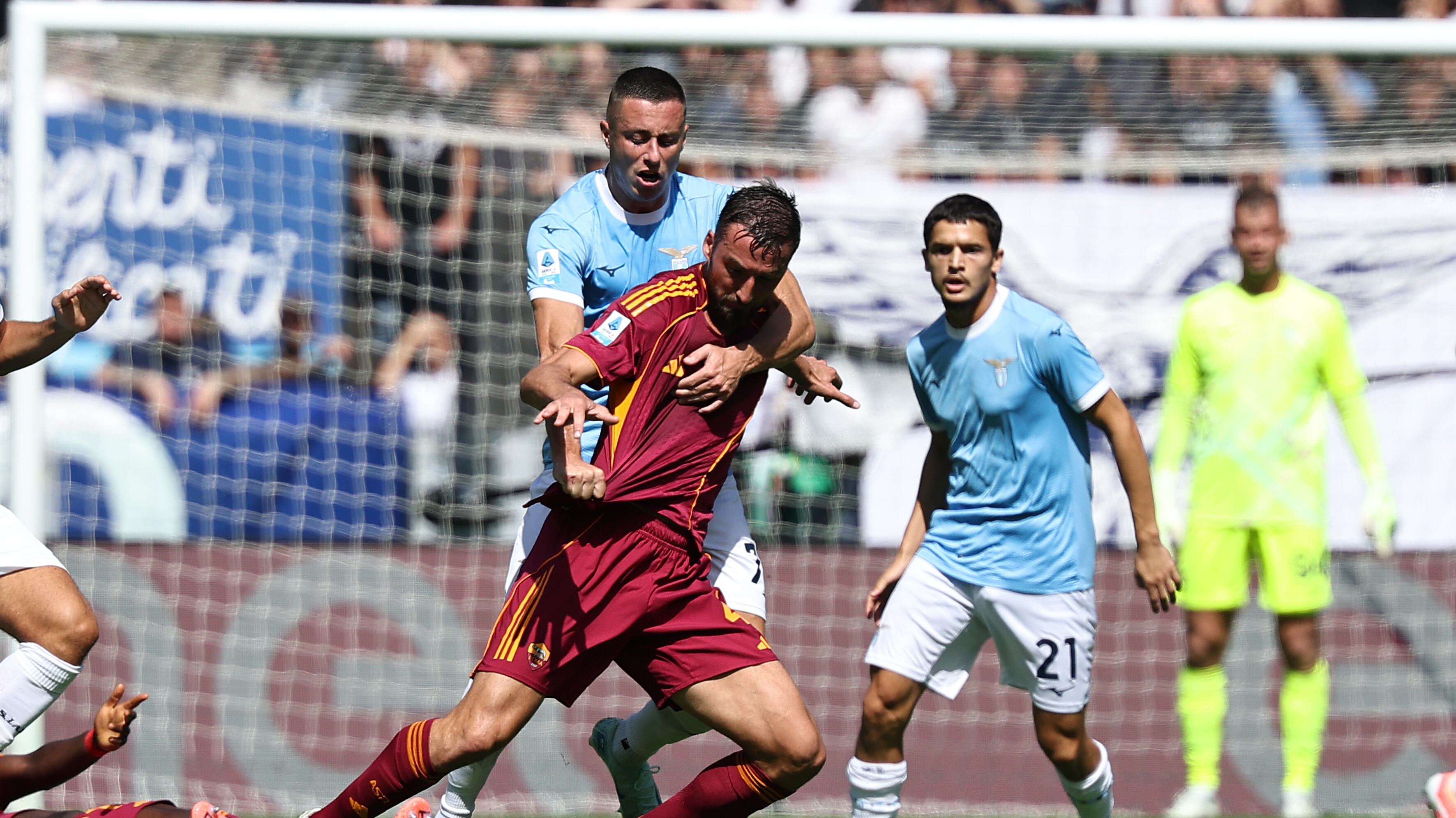 Se il campionato dell'avanspettacolo ha preso in ostaggio i tifosi