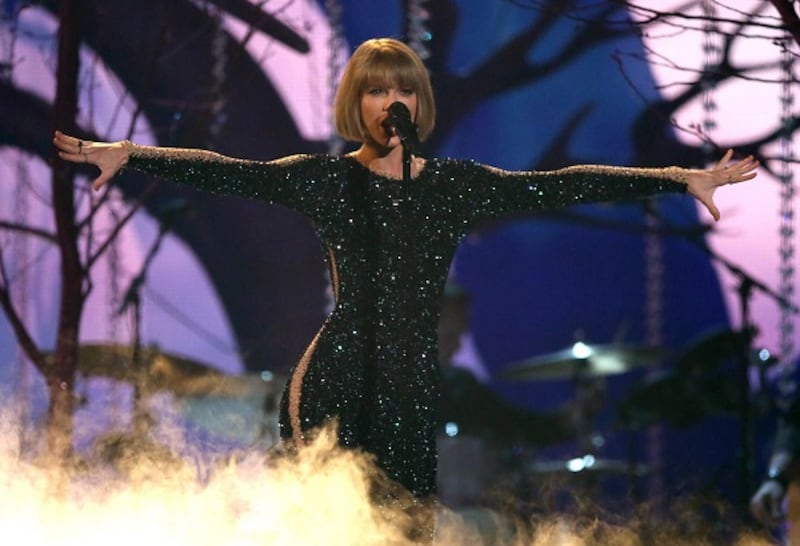 Kanye West insulta Taylor Swift, di nuovo: le foto 9