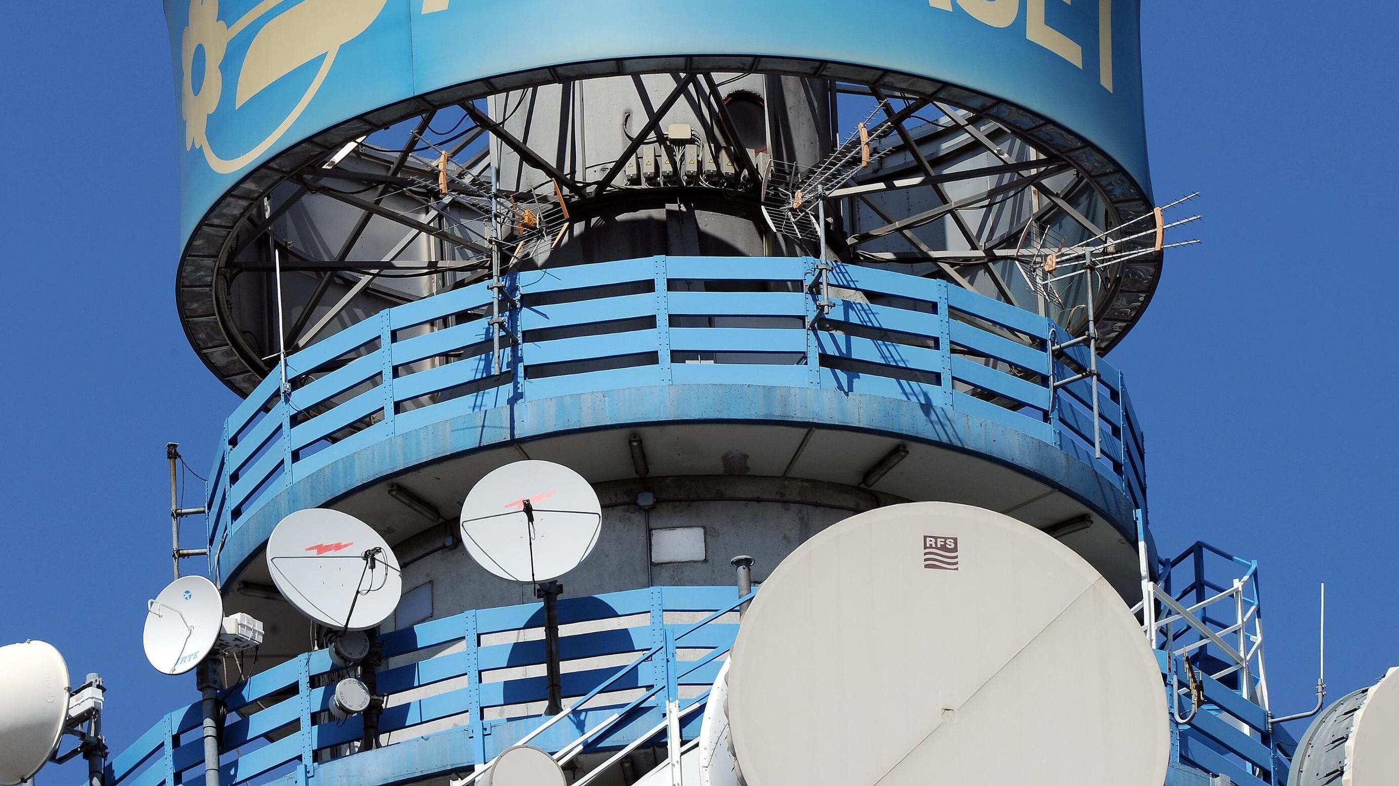 Mediaset Premium sfida Sky: "Pronti a prendere i loro clienti"