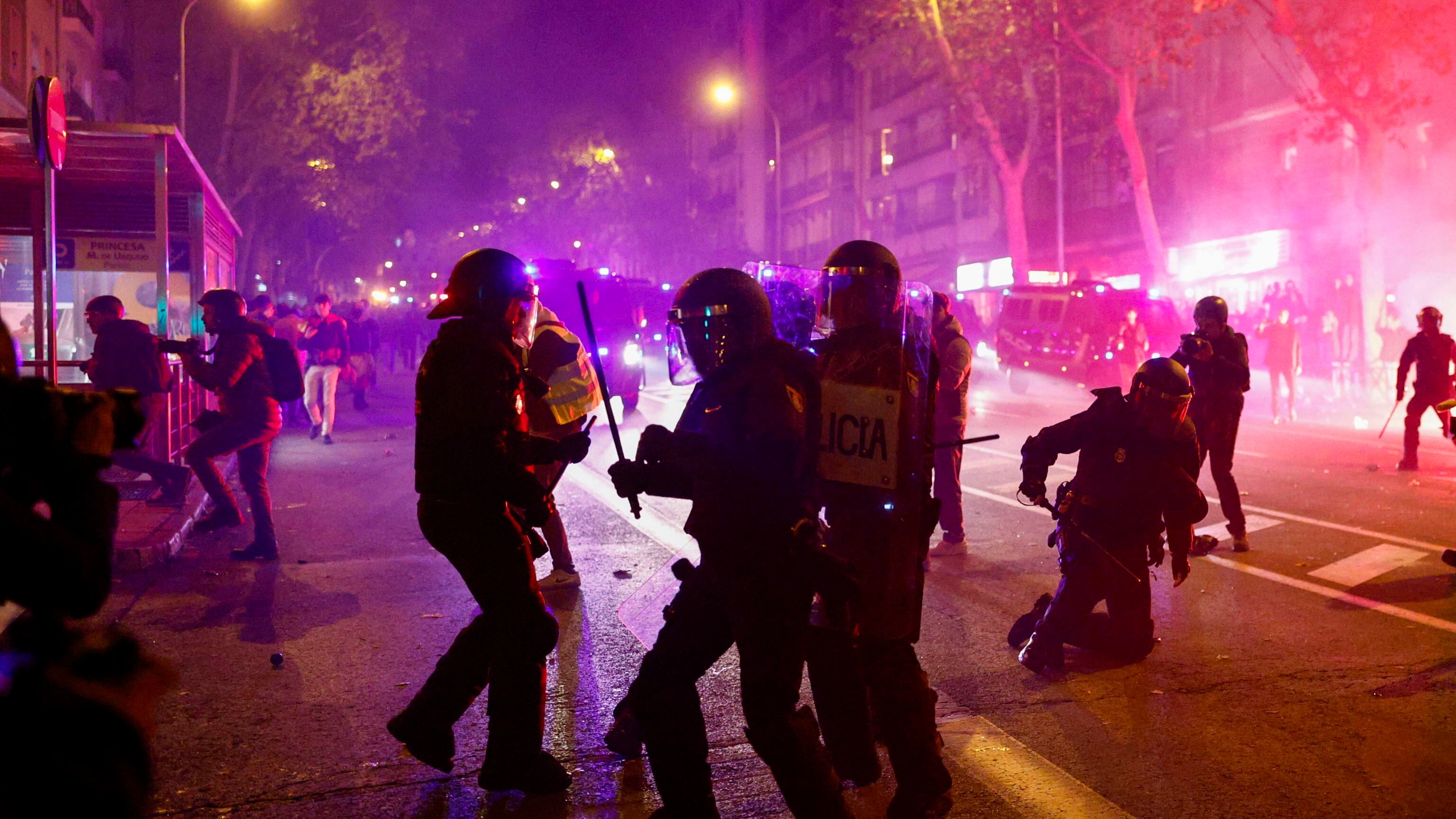 Madrid choc: spari al fondatore di Vox