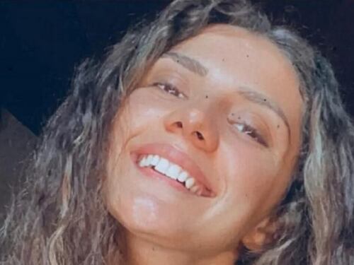 Anila morta schiacciata dal macchinario. L'ipotesi dell'errore di un suo collega