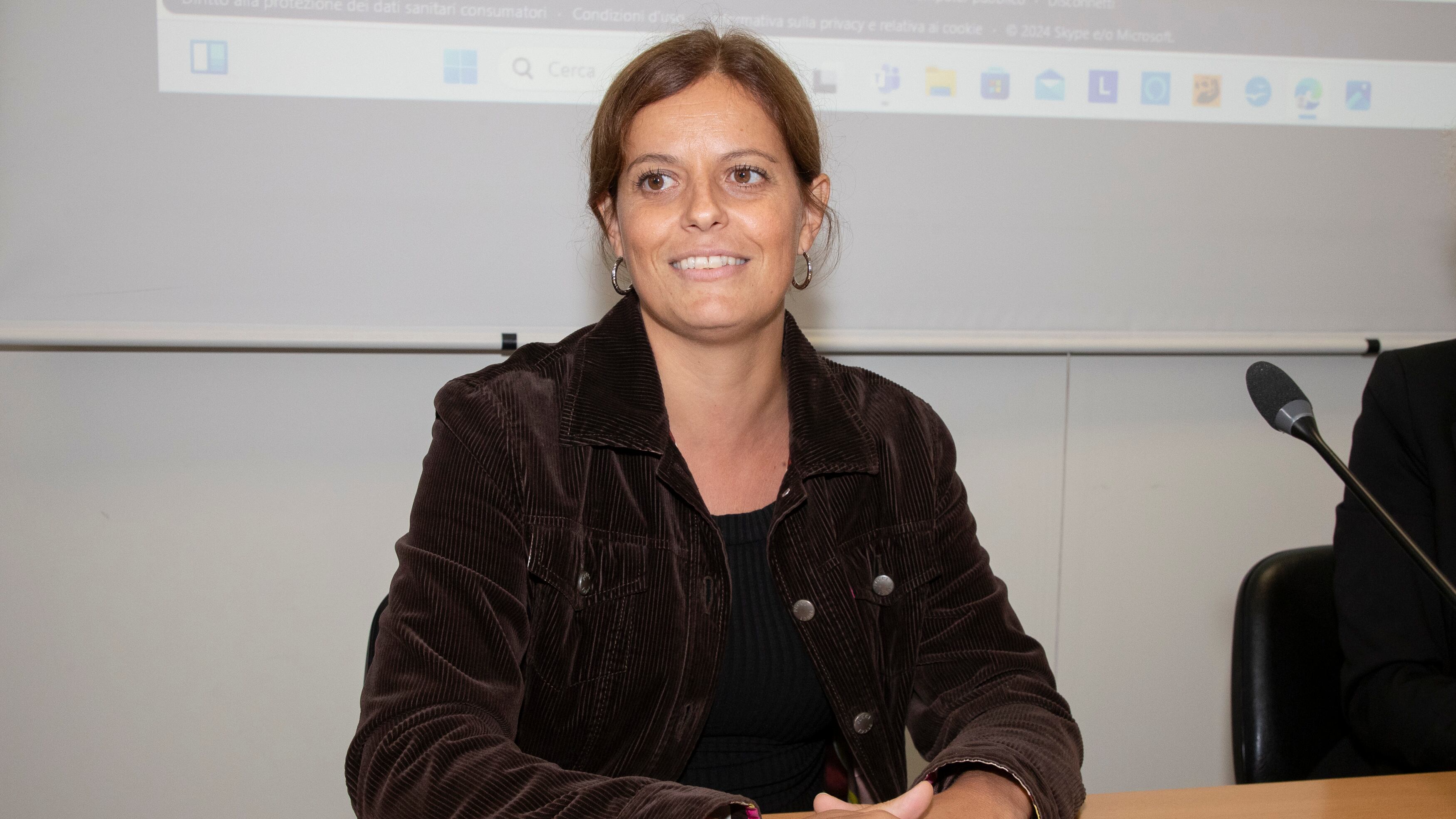 Ilaria Salis esulta: "Vince la democrazia". La rabbia di Budapest: "Protetta un'estremista"