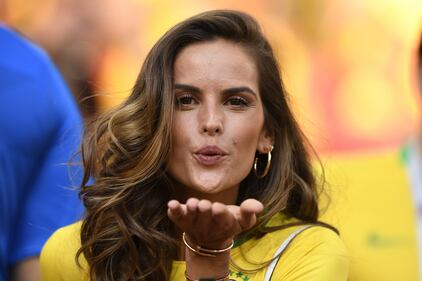 Brasile e calcio, ecco le wags più sexy 8