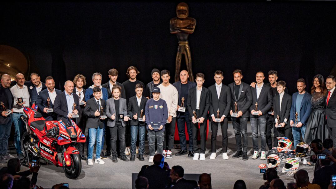 Caschi d’Oro di Motosprint, la 44ª edizione: parata di stelle del motociclismo