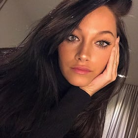 Lady Dybala da urlo su Instagram: i suoi scatti incantano i follower 4
