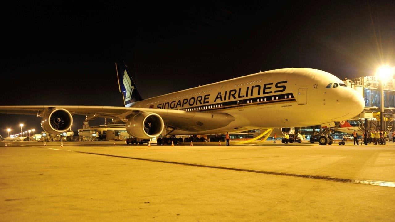 Malpensa, atterra il gigante dei cieli