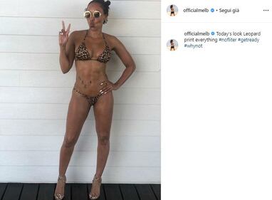 Mel B sexy in bikini  2